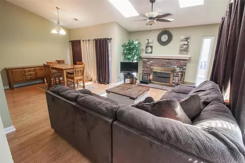 852 Hemingway Ln #G, Weldon Spring, MO 63304 photo 4