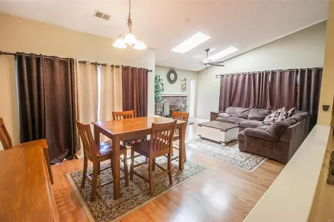 852 Hemingway Ln #G, Weldon Spring, MO 63304 photo 6