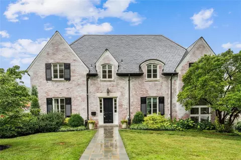 34 Broadview Dr, Clayton, MO 63105