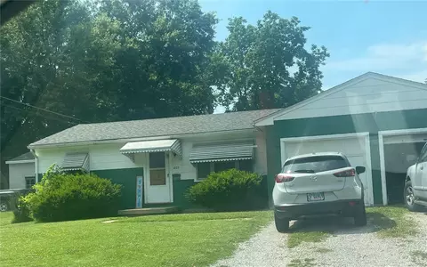 1803 E A St, Belleville, IL 62221 photo 1