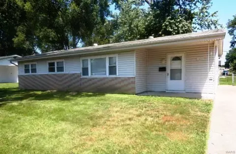 1445 Mullanphy Rd, Florissant, MO 63031