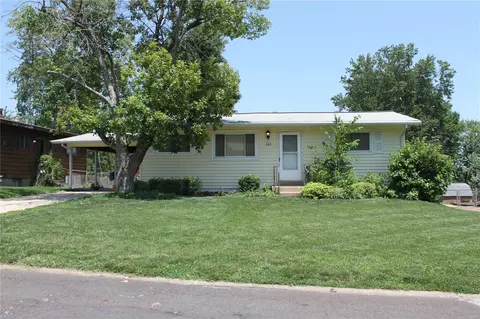 209 Arras Dr, Saint Louis, MO 63129