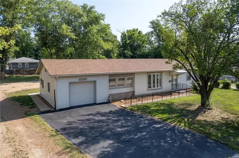 1315 Thornton St, Pacific, MO 63069 photo 1