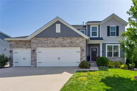 629 Wilmer Meadow Dr, Wentzville, MO 63385