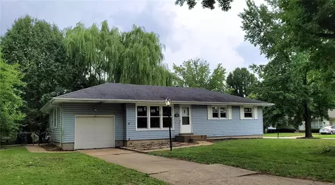 120 Alberto Ln, Florissant, MO 63031