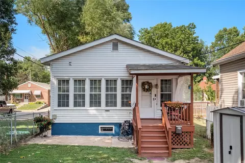 4005 Schiller Pl, Saint Louis, MO 63116