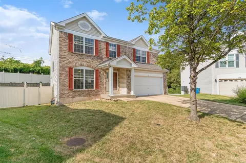 271 Birchwood Crossing Ln, Maryland Heights, MO 63043