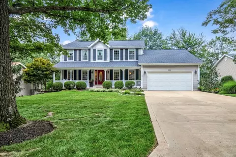955 Hannafield Ct, Manchester, MO 63021