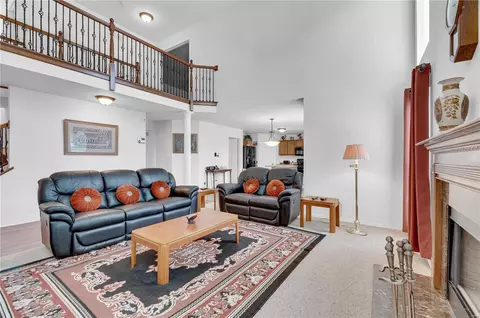 433 Dovedale Dr, O'fallon, MO 63366 photo 7