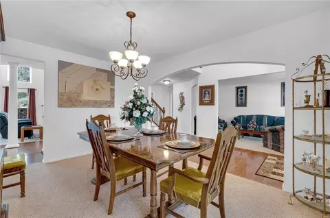 433 Dovedale Dr, O'fallon, MO 63366 photo 4