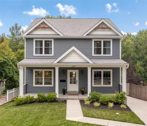 679 Tuxedo Blvd, Webster Groves, MO 63119