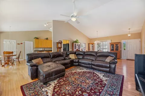 2706 Post Meadows Dr, O'fallon, MO 63368 photo 6