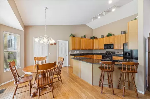 2706 Post Meadows Dr, O'fallon, MO 63368 photo 8