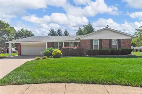3506 Adroit Ct, Florissant, MO 63034