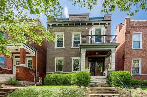 3882 Humphrey St, Saint Louis, MO 63116