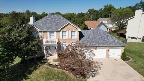 3 Moss Pointe Ct, Saint Charles, MO 63303