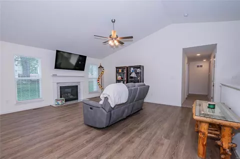 811 Crestwood Ct, O'fallon, MO 63366 photo 5