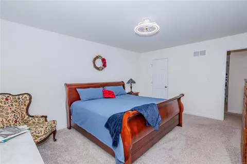 811 Crestwood Ct, O'fallon, MO 63366 photo 25
