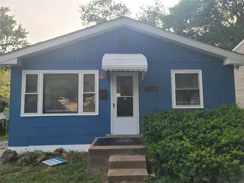 10163 Count Dr, Saint Louis, MO 63136