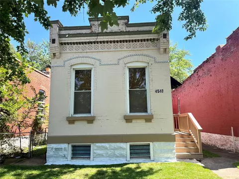 4540 Michigan Ave, Saint Louis, MO 63111