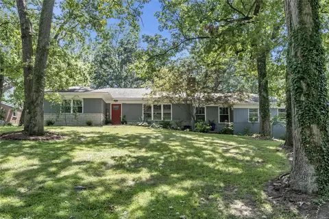 7464 Whitehaven Dr, Saint Louis, MO 63123