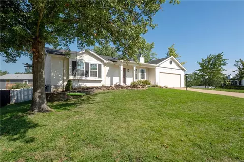 1 Windrose Ct, O'fallon, MO 63366 photo 2
