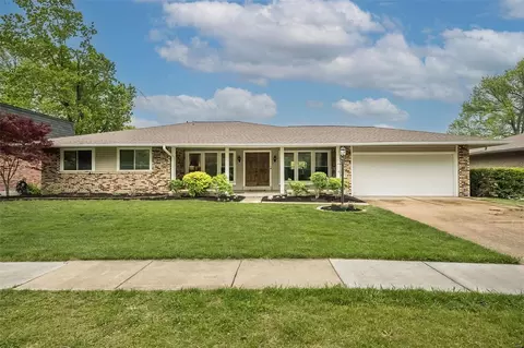13474 Amiot Dr, Saint Louis, MO 63146