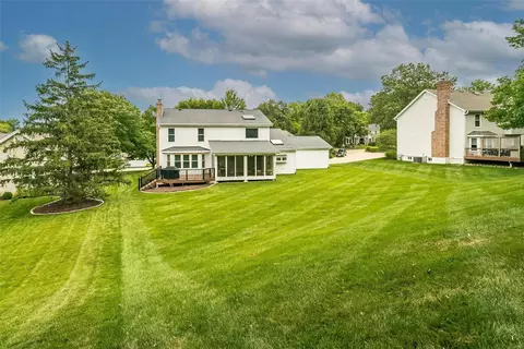 14780 Timberbluff Dr, Chesterfield, MO 63017 photo 57