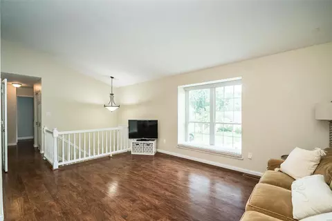 1314 Culpepper Ridge Dr, Ballwin, MO 63021 photo 9