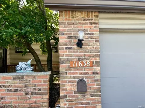 11638 Maple Glen Ct #146, Saint Louis, MO 63146