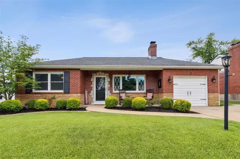 6518 Saybrook Dr, Saint Louis, MO 63123