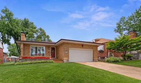 6731 Eichelberger St, Saint Louis, MO 63109