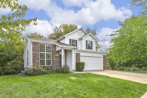 254 Cove Landing Dr, Grover, MO 63040