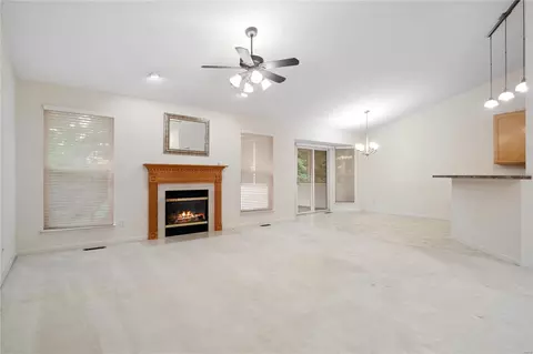 2131 Mcgregor Cir, O'fallon, MO 63368 photo 2