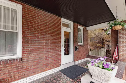 950 Dover Pl, Saint Louis, MO 63111 photo 5