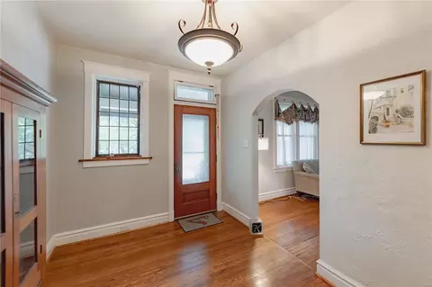 950 Dover Pl, Saint Louis, MO 63111 photo 8