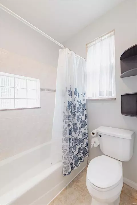 950 Dover Pl, Saint Louis, MO 63111 photo 22