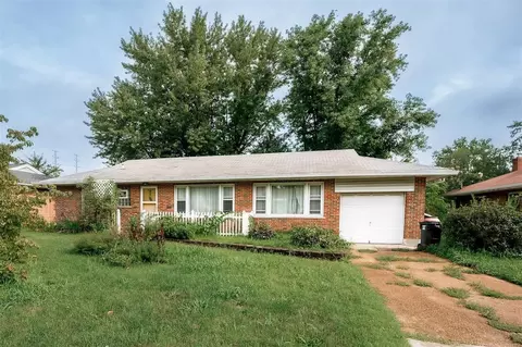 9425 Koerber Ln, Saint Louis, MO 63123