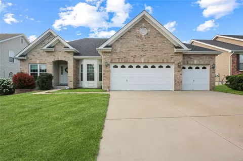 519 Wyndgate Lake Ct, Lake Saint Louis, MO 63367