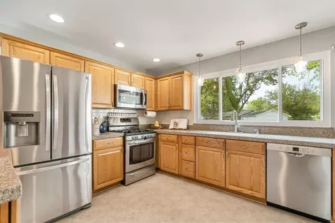 327 Bellezza Dr, Ballwin, MO 63021 photo 11