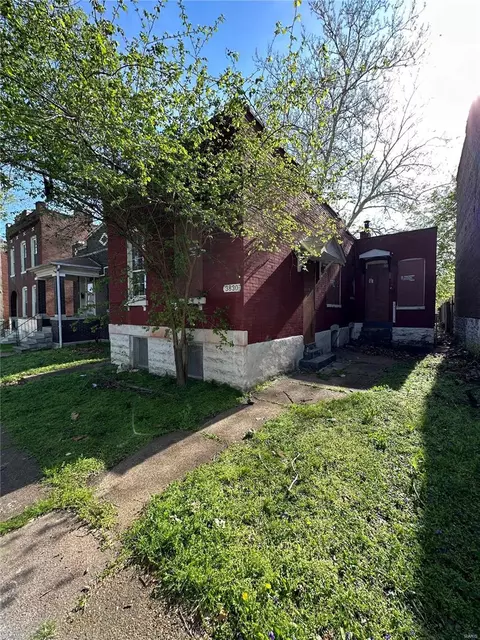 3830 Ohio Ave, Saint Louis, MO 63118