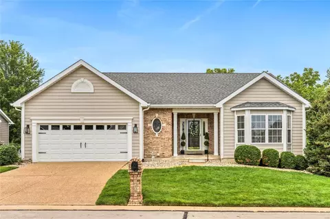 249 Greenburn Dr, Weldon Spring, MO 63304
