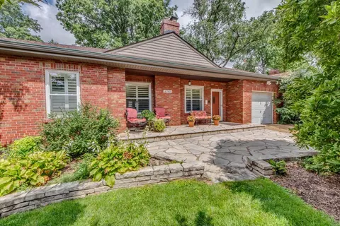 6743 Neosho St, Saint Louis, MO 63109