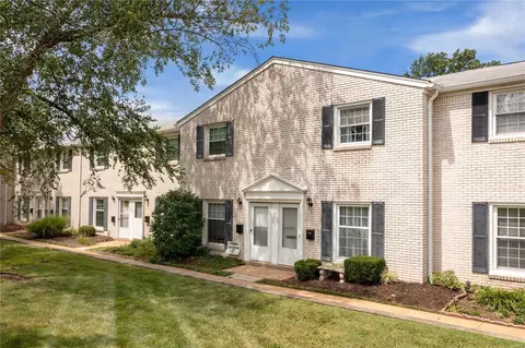 4072 Paule Ave, Saint Louis, MO 63125
