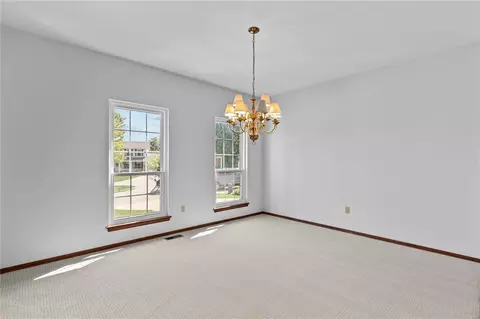 5 Honeytree Ct, O'fallon, MO 63368 photo 6