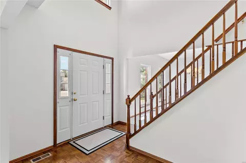 5 Honeytree Ct, O'fallon, MO 63368 photo 3