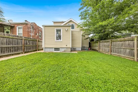 3836 Eiler St, Saint Louis, MO 63116 photo 2