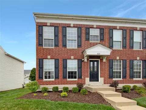 833 Brookmead Dr, O'fallon, MO 63366
