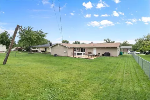905 Silverstone Dr, Saint Charles, MO 63303 photo 24