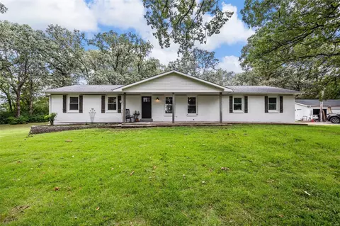 122 Croom Dr, Foristell, MO 63348